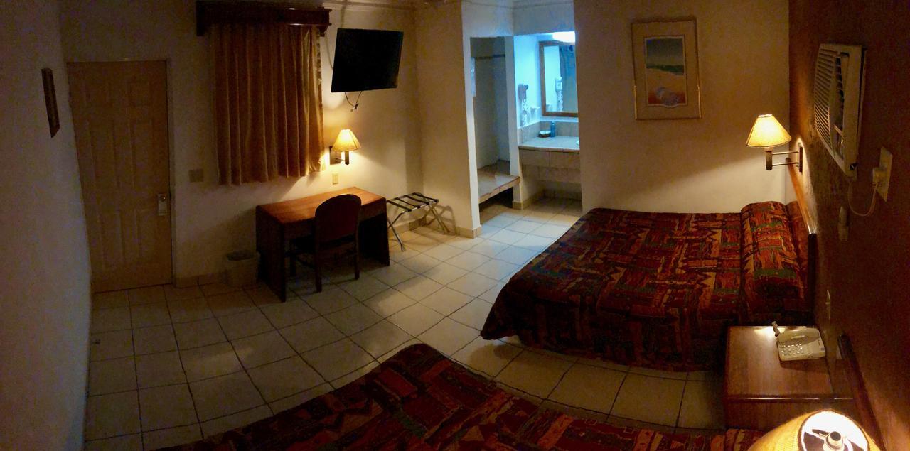 Hotel Posadas Del Ryal Ciudad Constitución Buitenkant foto