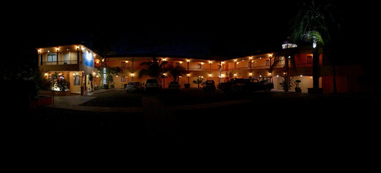 Hotel Posadas Del Ryal Ciudad Constitución Buitenkant foto