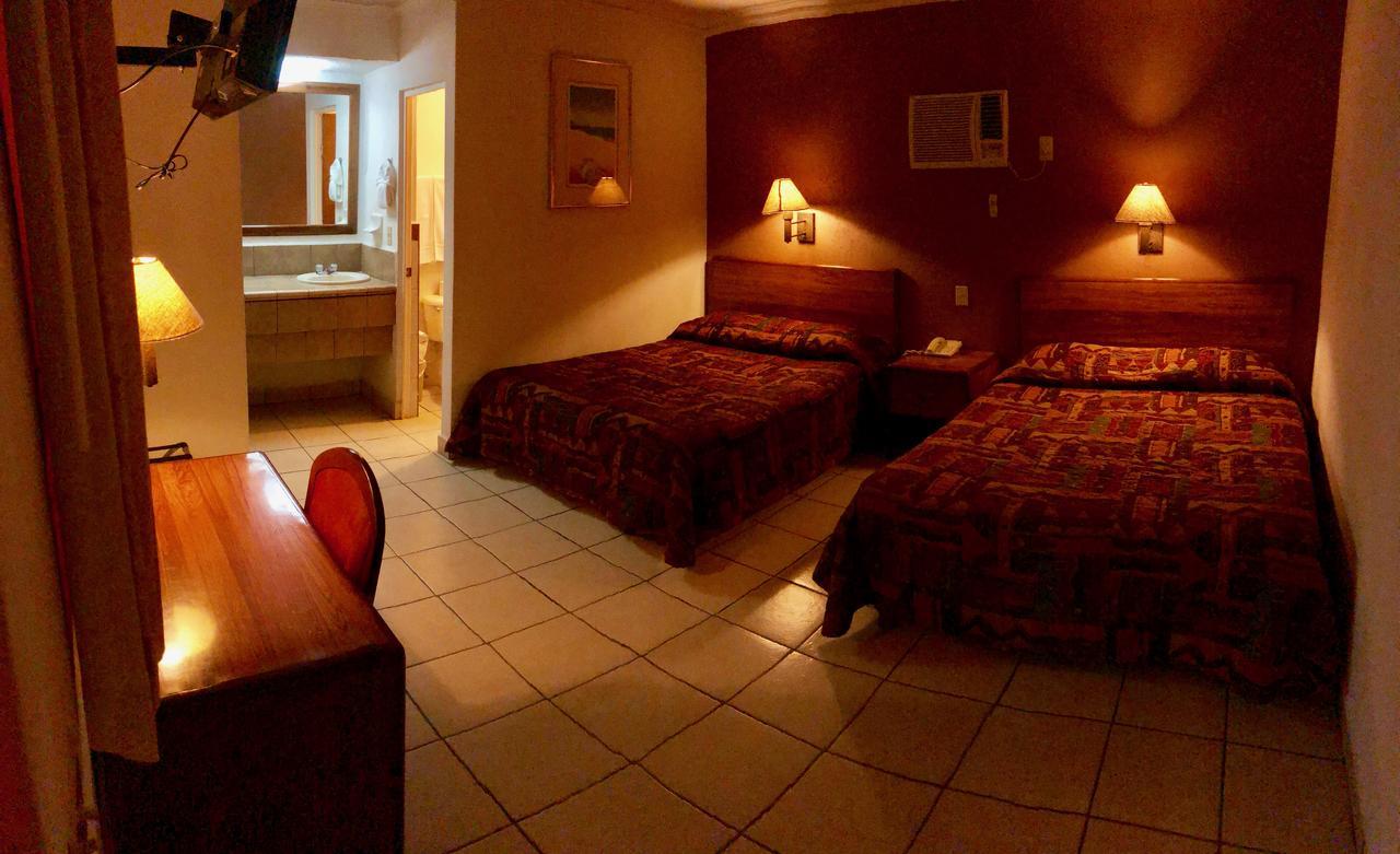 Hotel Posadas Del Ryal Ciudad Constitución Buitenkant foto