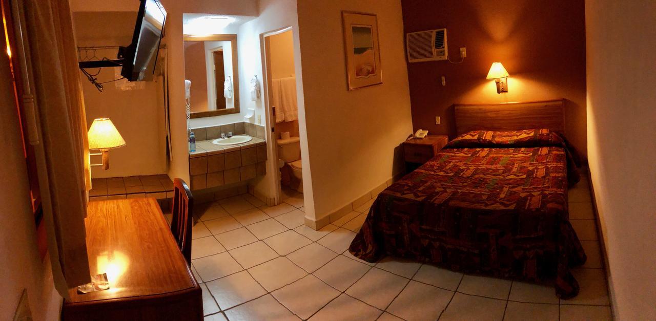 Hotel Posadas Del Ryal Ciudad Constitución Buitenkant foto