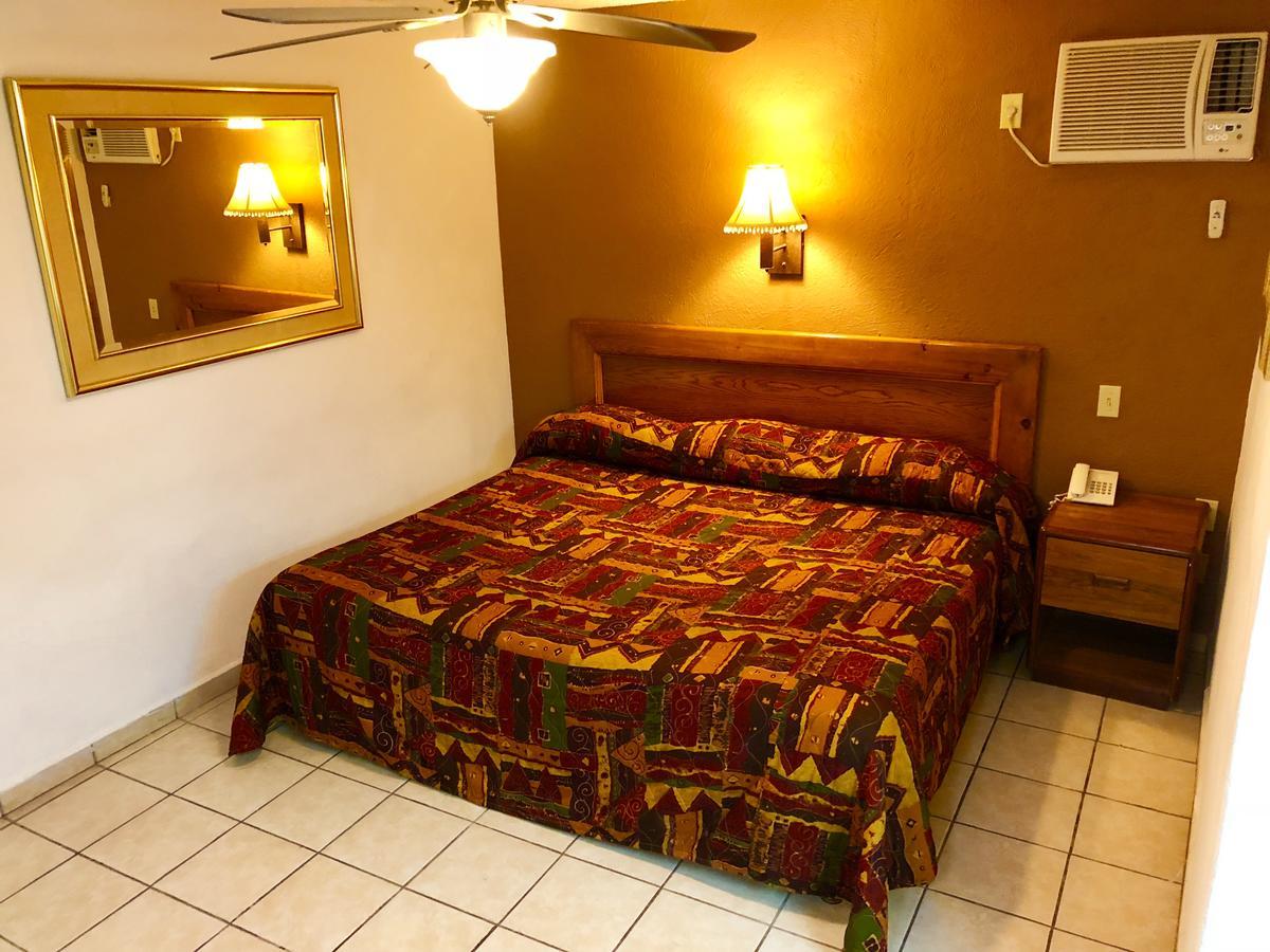 Hotel Posadas Del Ryal Ciudad Constitución Buitenkant foto